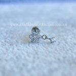 Labret Rosca Interna Titânio Flor Zircônias com Pingente - Imagem 4
