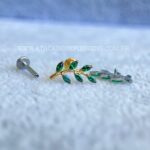 Labret Rosca Interna Titânio Ramo Zircônias Esmeralda - Imagem 5