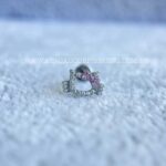 Labret Rosca Interna Titânio Hello Kitty Zircônias - Imagem 3