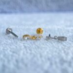 Labret Rosca Interna Titânio Trevo Zircônias Pingente - Imagem 4